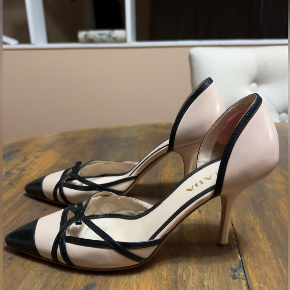 Prada Bow Front Cream & Black Pumps 36